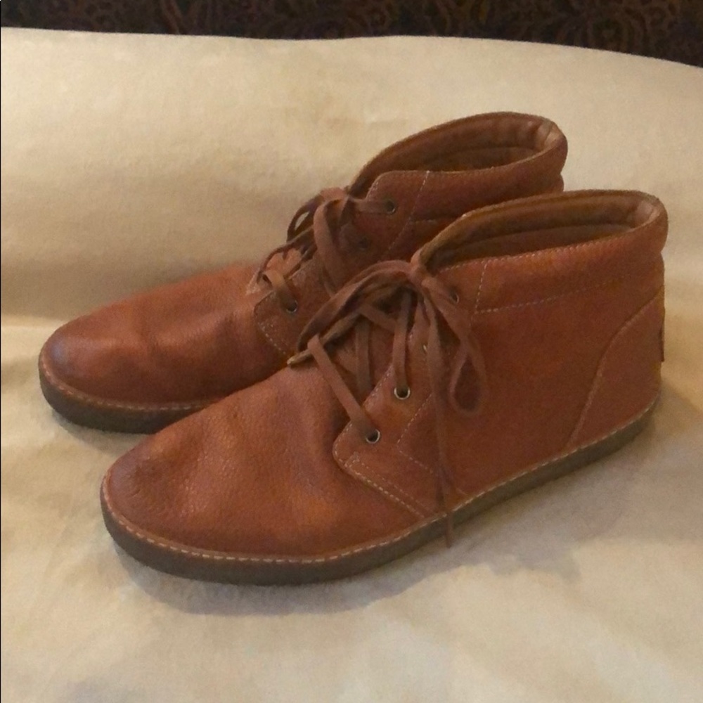 Ugg, leather boot with shearling sole